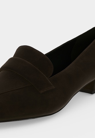 PETER KAISER Pumps in Brown