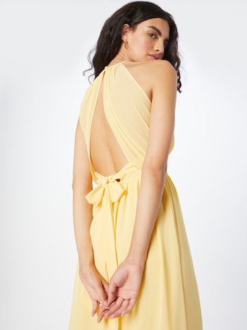 TFNC Βραδινό φόρεμα σε κίτρινο