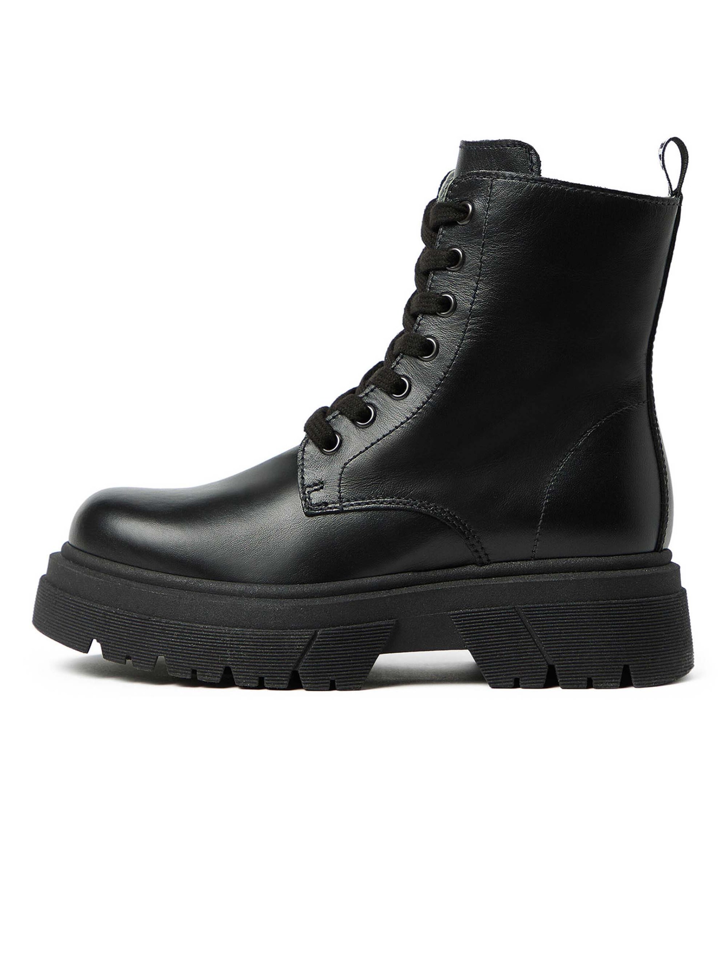 Bottes Nero Giardini en noir : devant