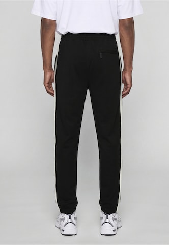 Sergio Tacchini - Tapered Calças de desporto em preto