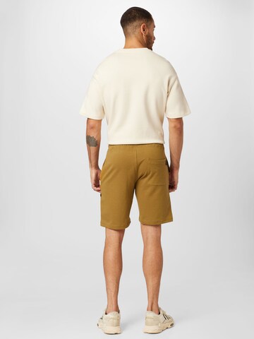 BLEND Regular Shorts in Grün