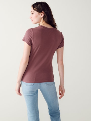 Next Shirt in Pink