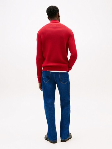 TOMMY HILFIGER Sweater in Red