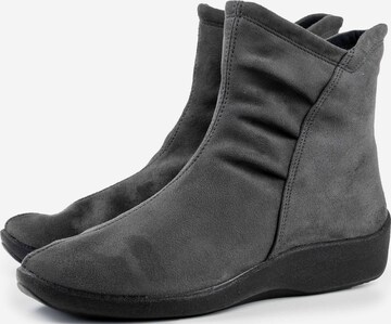 Arcopedico Ankle Boots in Grey