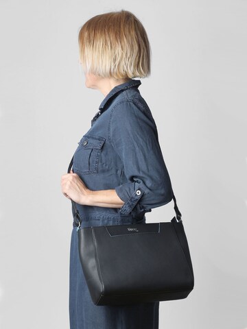 VARGU Umhängetasche 'Sandrin 1' in Schwarz