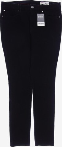 s.Oliver Jeans in 32-33 in Black: front