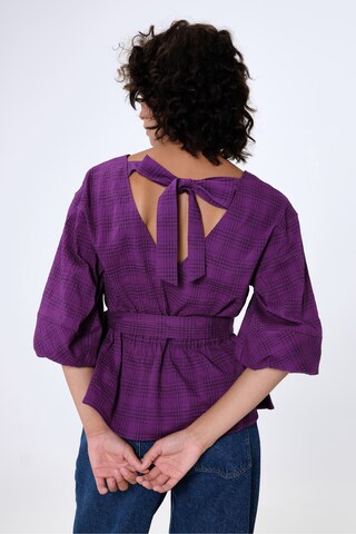 Aligne Blouse 'Guava' in Purple