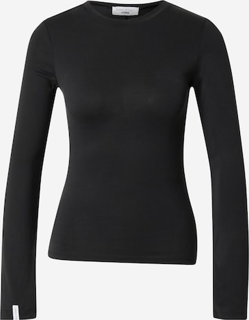 Maglietta di Kamila Šikl in nero: frontale