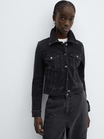 MANGO Between-Season Jacket 'VICKY' in Black: front