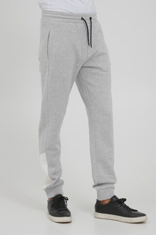 BLEND Slim fit Pants 'NEVEN' in Grey: front