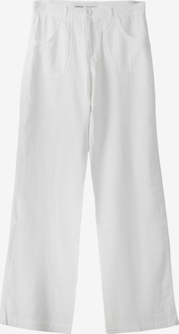 Loosefit Pantalon Bershka en blanc : devant