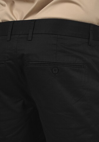 Casual Friday Regular Chino Pants in Black