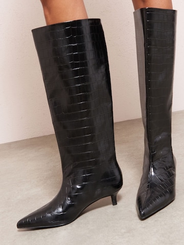 Cizme de la Friends Like These pe negru