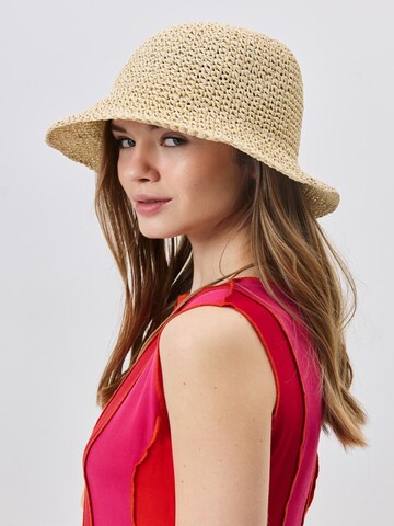 C&City Hat in Beige