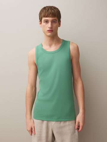 Next Top in Grau: Vorderseite