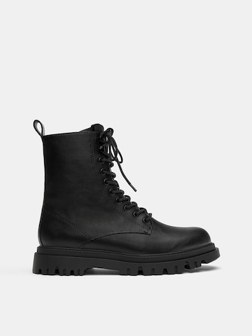 Pull&Bear Gležnarji z vezalkami | črna barva