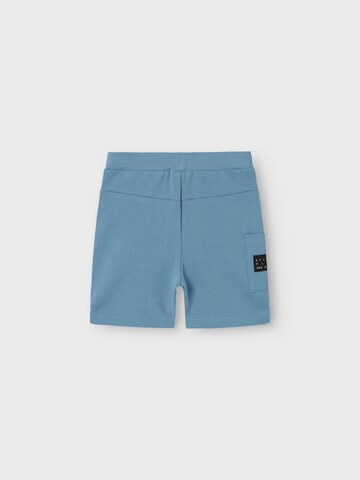 Regular Pantaloni 'VIVASSE' de la NAME IT pe albastru