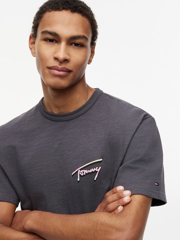Tommy Jeans Футболка 'NOVELTY' в Серый