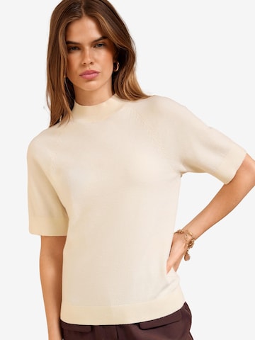 Pullover di Friends Like These in beige: frontale