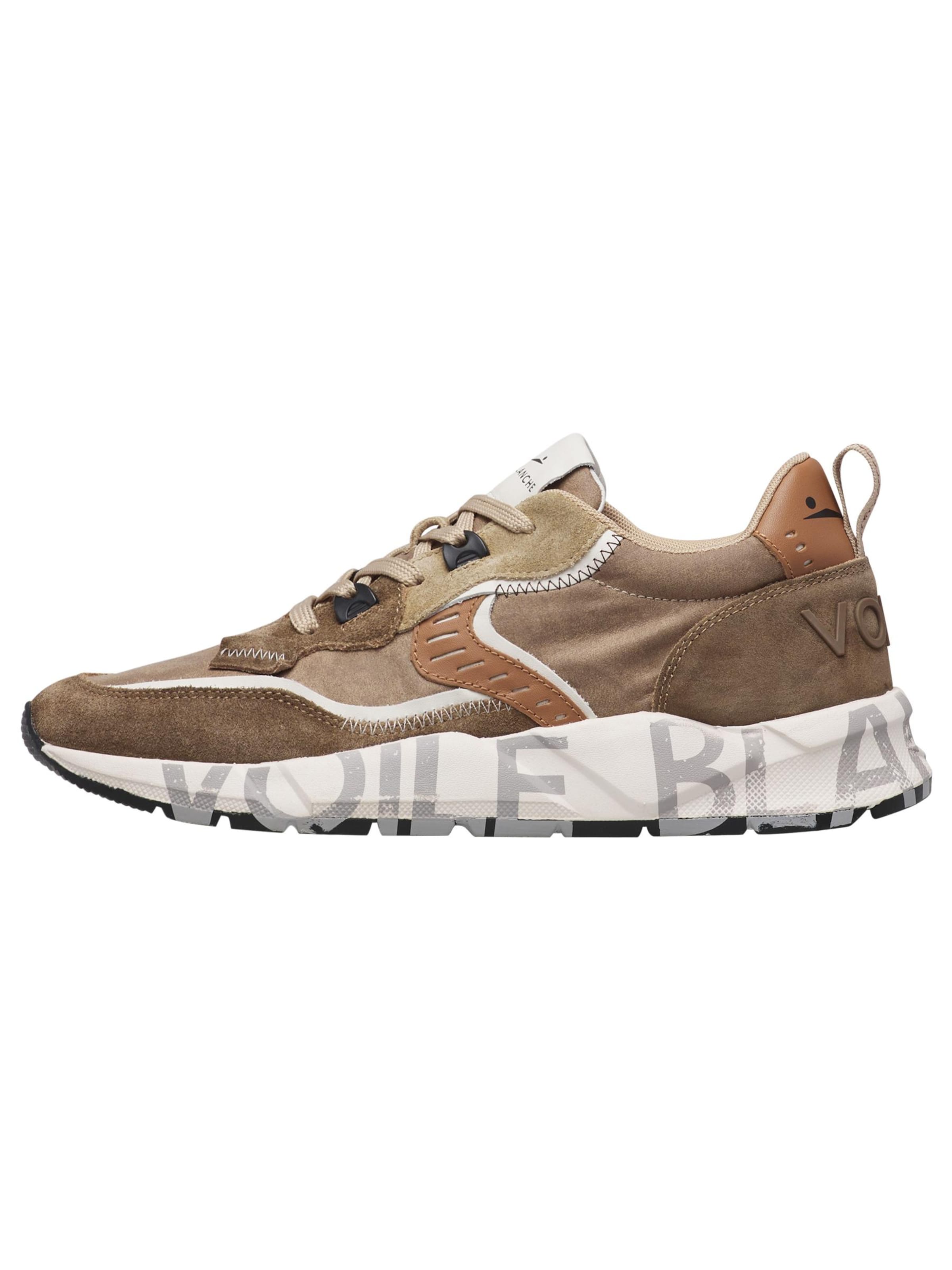 Baskets basses 'CLUB01.' Voile blanche en marron