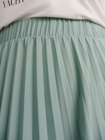 Guido Maria Kretschmer Curvy Skirt 'Betty' in Green