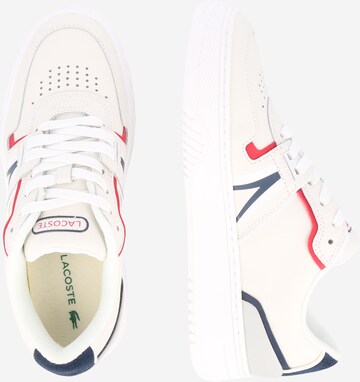 Baskets basses LACOSTE en blanc