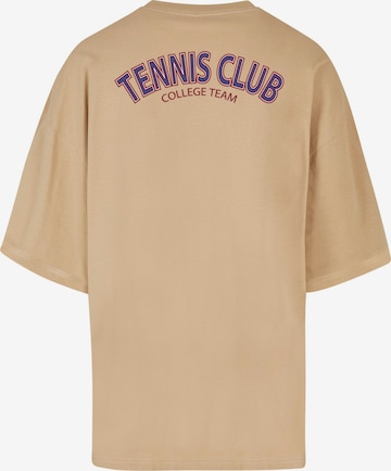 T-Shirt 'College Club' Merchcode en beige