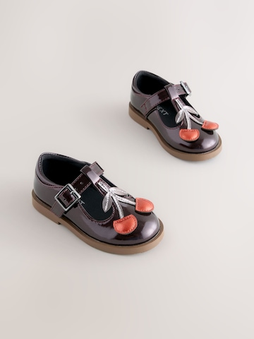 Next Ballerina in Rot