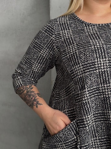 Stil Diva Dress in Grey