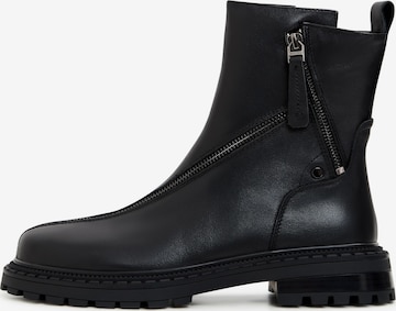 CESARE GASPARI Ankle Boots in Black: front