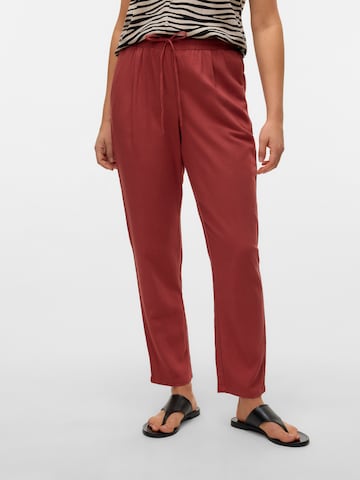 Loosefit Pantaloni 'VMJESMILO' di VERO MODA in rosso: frontale