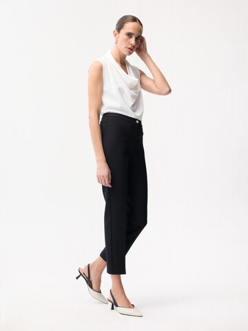 adl Slimfit Broek in Zwart