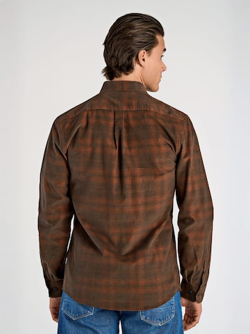 Lindbergh - Ajuste regular Camisa en marrón