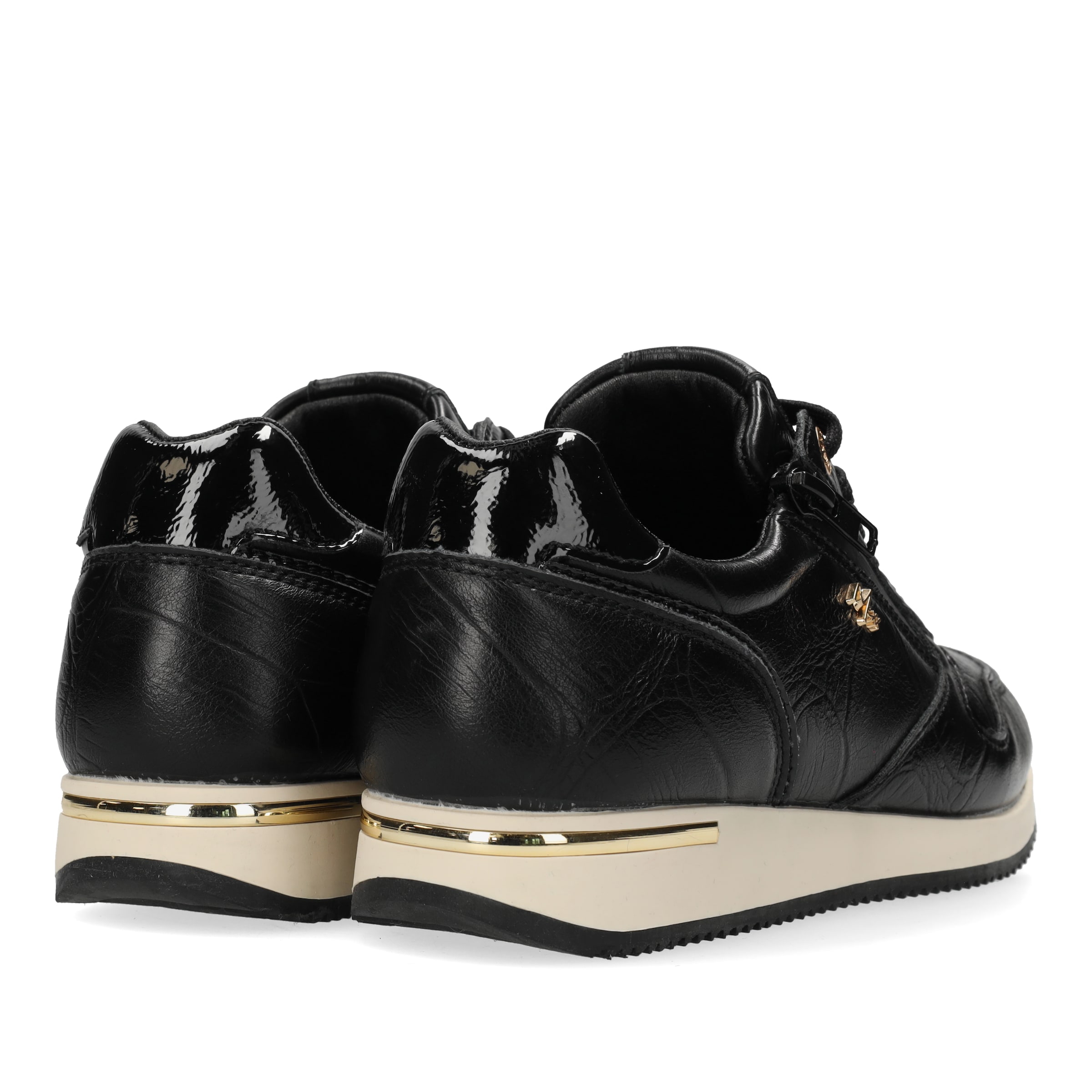 Baskets basses 'DJANA CAIA' MEXX en noir