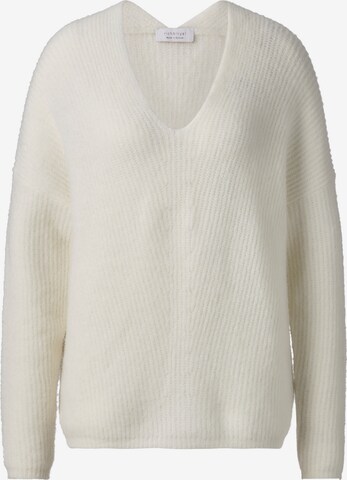 Rich & Royal Sweater in White: front