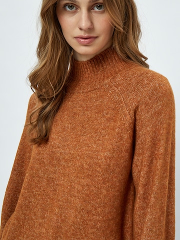 Pullover 'Aluna' di Peppercorn in marrone
