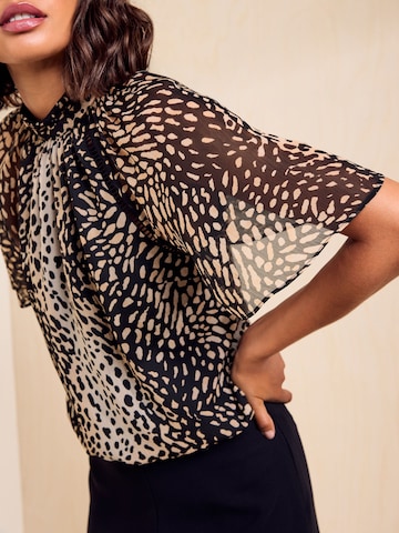 Friends Like These Blouse in Beige