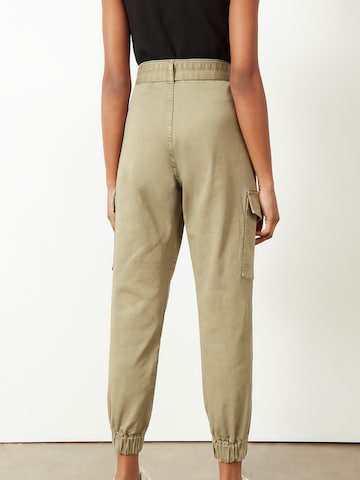 Aligne Tapered Cargo Pants 'Cache' in Green