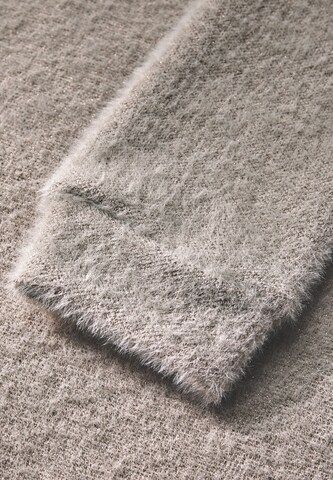 STREET ONE Shirt in Beige