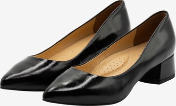 usha WHITE LABEL Pumps in Black