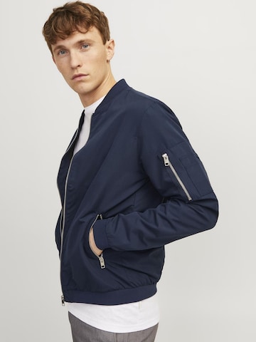 JACK & JONES Regular fit Övergångsjacka 'JJERush' i blå