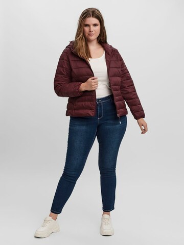 Vero Moda Curve Between-Season Jacket 'MIKKOLA' in Red