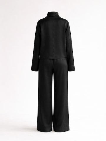 ZUBEK Pantsuit in Black