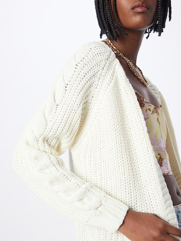ABOUT YOU Knit Cardigan 'Saphira' in White