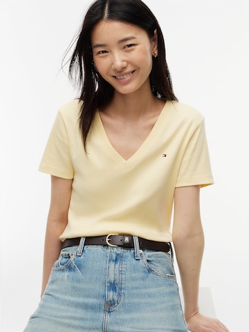 TOMMY HILFIGER T-shirt 'Cody' i gul