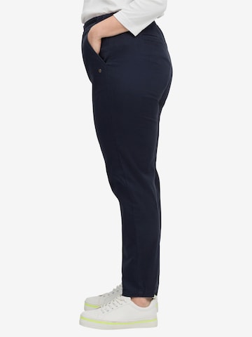 SHEEGO - Slimfit Pantalón chino en azul