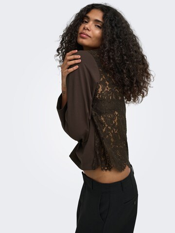 ONLY Top 'LANIA' in Bruin