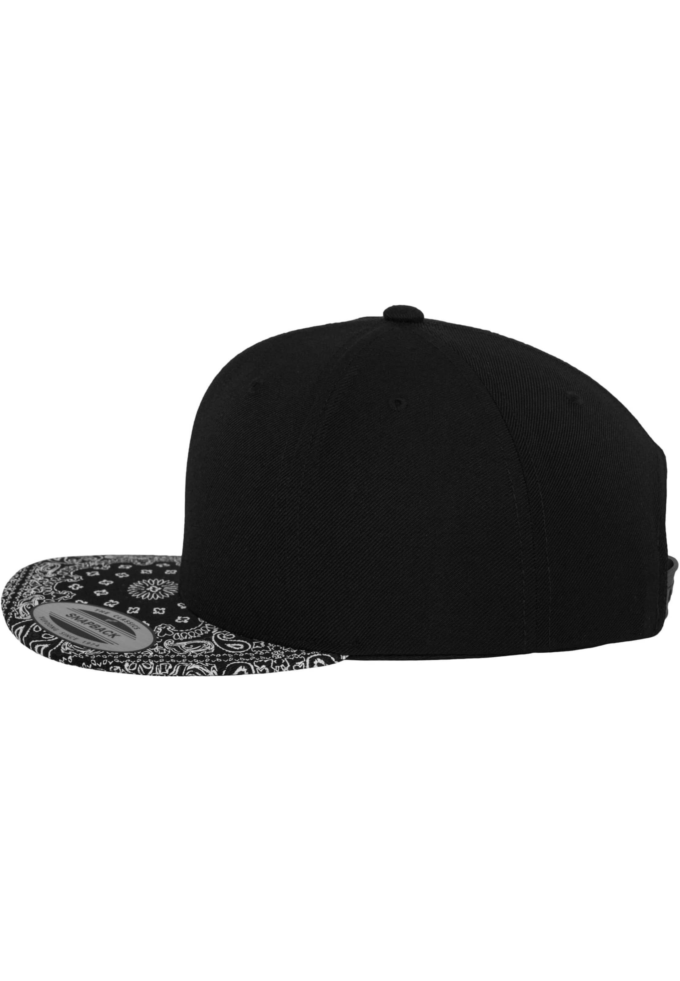 Flexfit Cap in Black