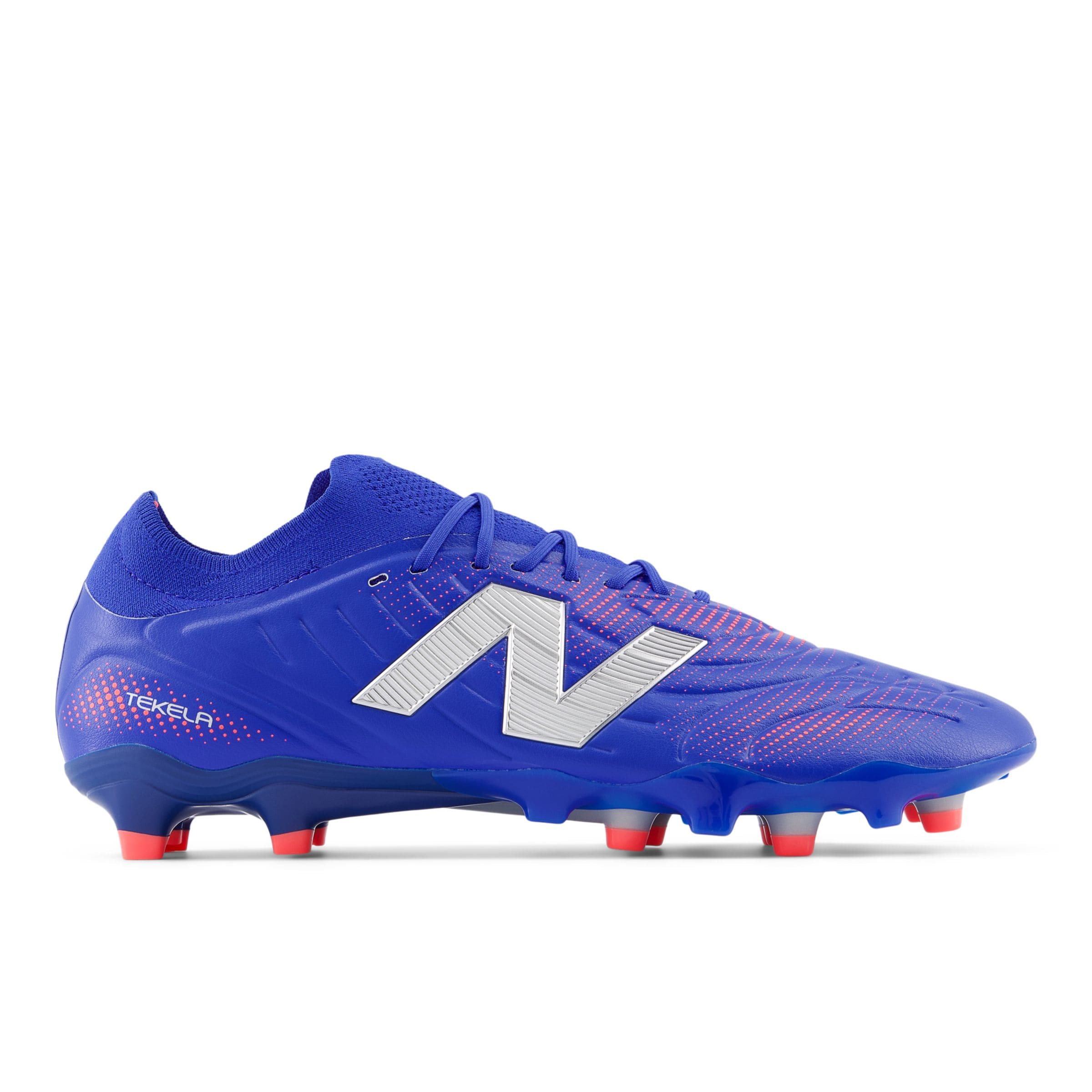 new balance Soccer shoe in Blue: front