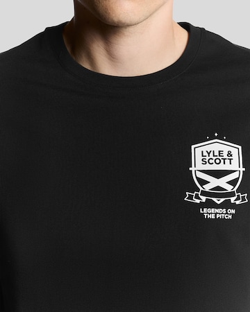 Lyle & Scott Paita 'Legends On The Pitch' värissä musta